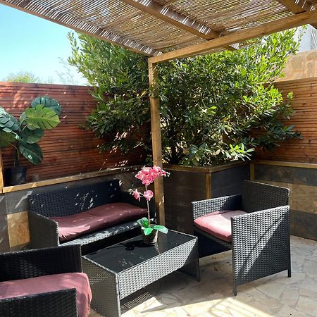 Reves De Vie Studio Avec Terrasse Le Figuerolles Cassis Eksteriør billede